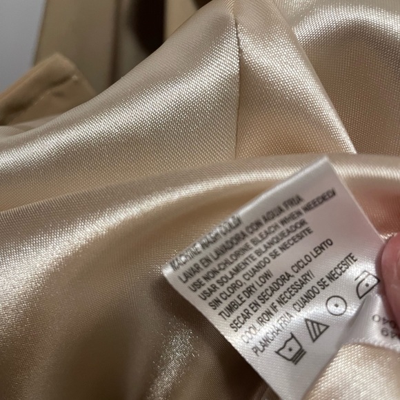 Calvin Klein Classic Beige Trench Coat size M EUC - Picture 8 of 8